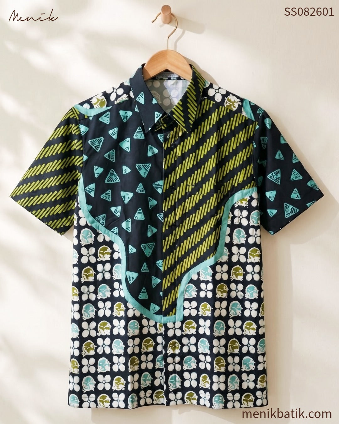 Kemeja Lengan Pendek Batik Tangerang Motif Perahu Naga SS082601 - Menik Batik